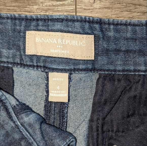 Banana Republic Jean Shorts - Picture 3 of 5